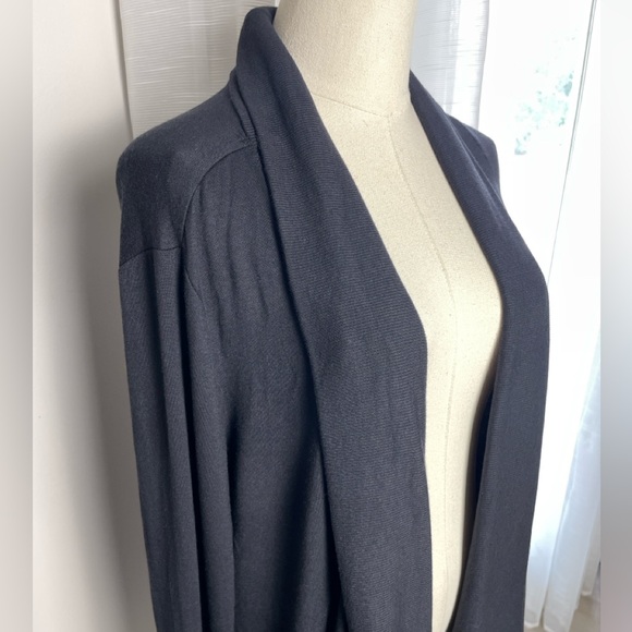 Athleta Pranayama Restore Wrap Cardigan Nirvana Modal in Black Size Small - Picture 5 of 11